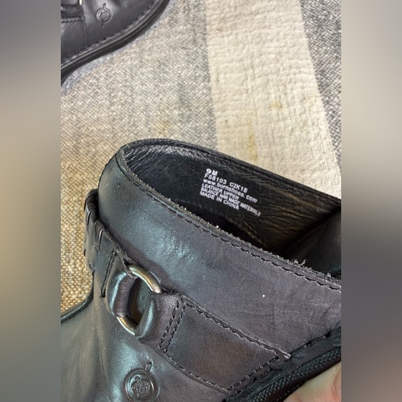 BORN Talquin SZ 9M Black Leather Mules Clogs Whipstitch Strap Buckle Detail - Picture 6 of 8